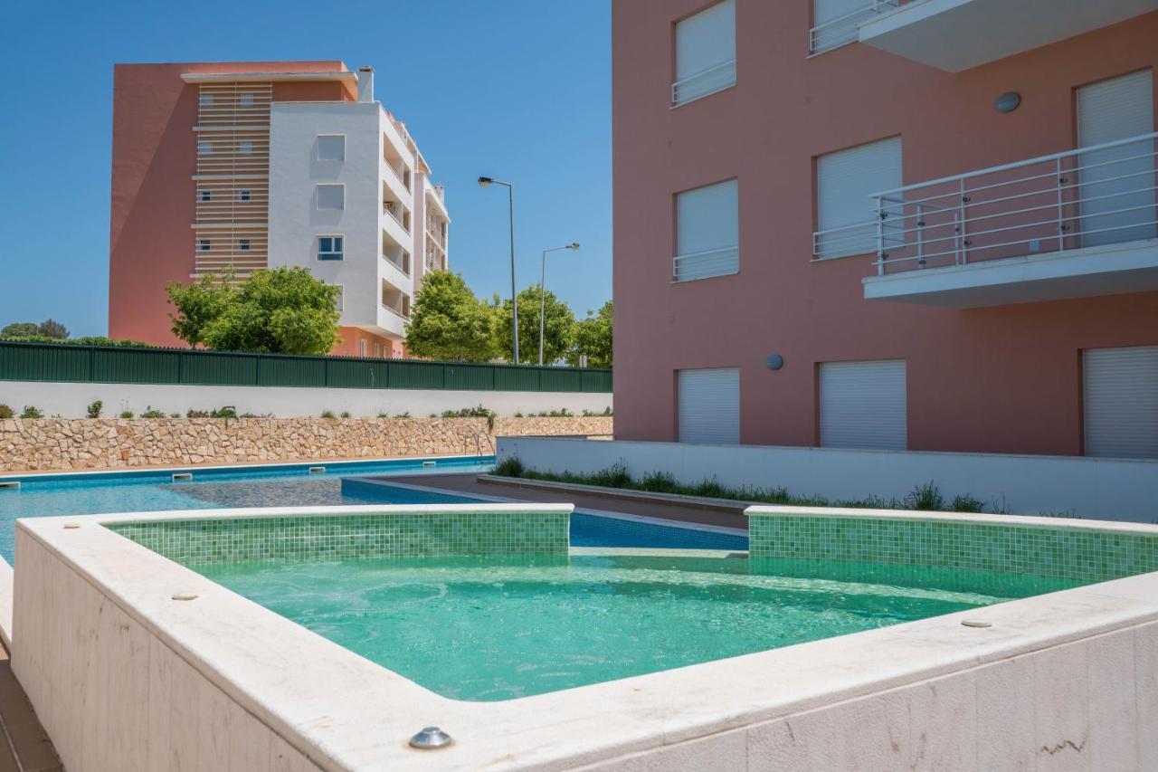 Central Modern 2 Bed Apartment Armação de Pêra Eksteriør billede